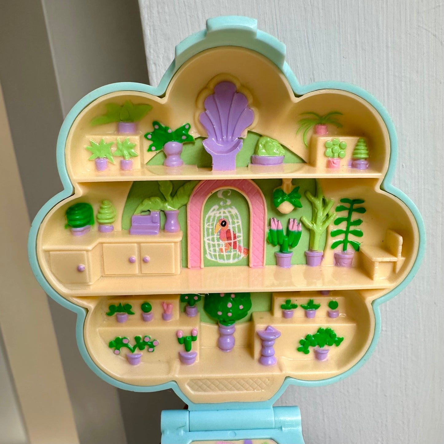 1990 Polly Pocket Midge’s Flower Shop