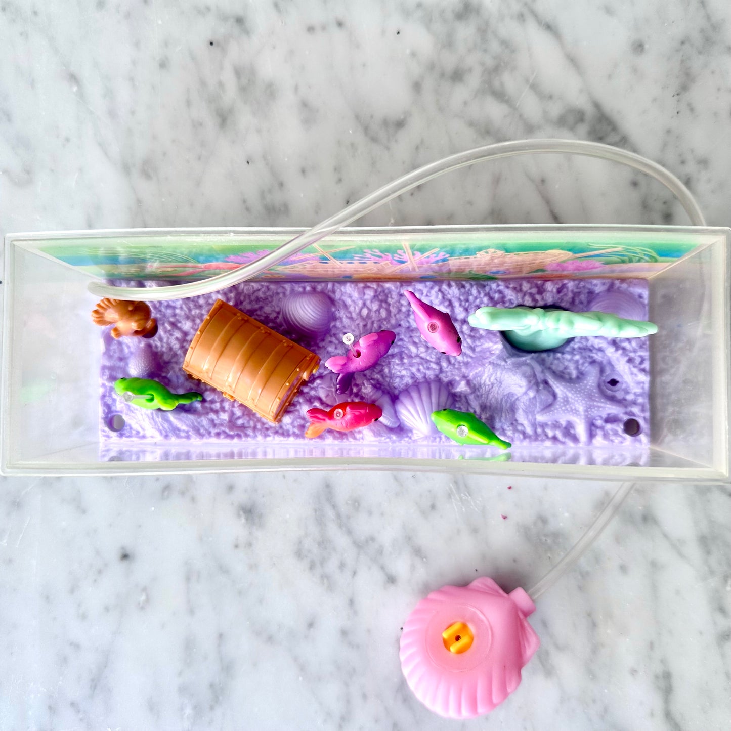 1992 Littlest Pet Shop Bobbing Fish in Treasure Chest Cove Playset
