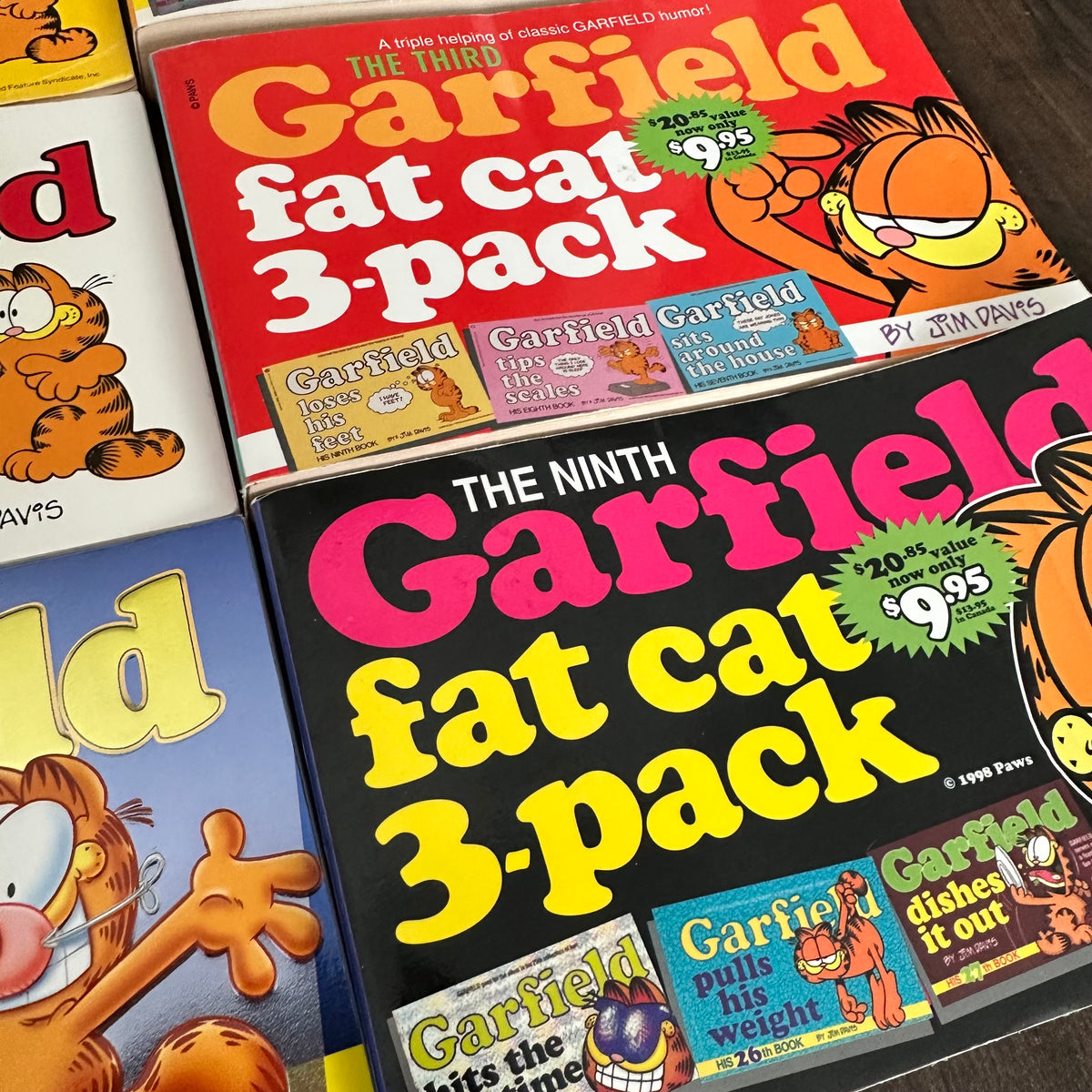 Vintage Garfield Comic Book Lot