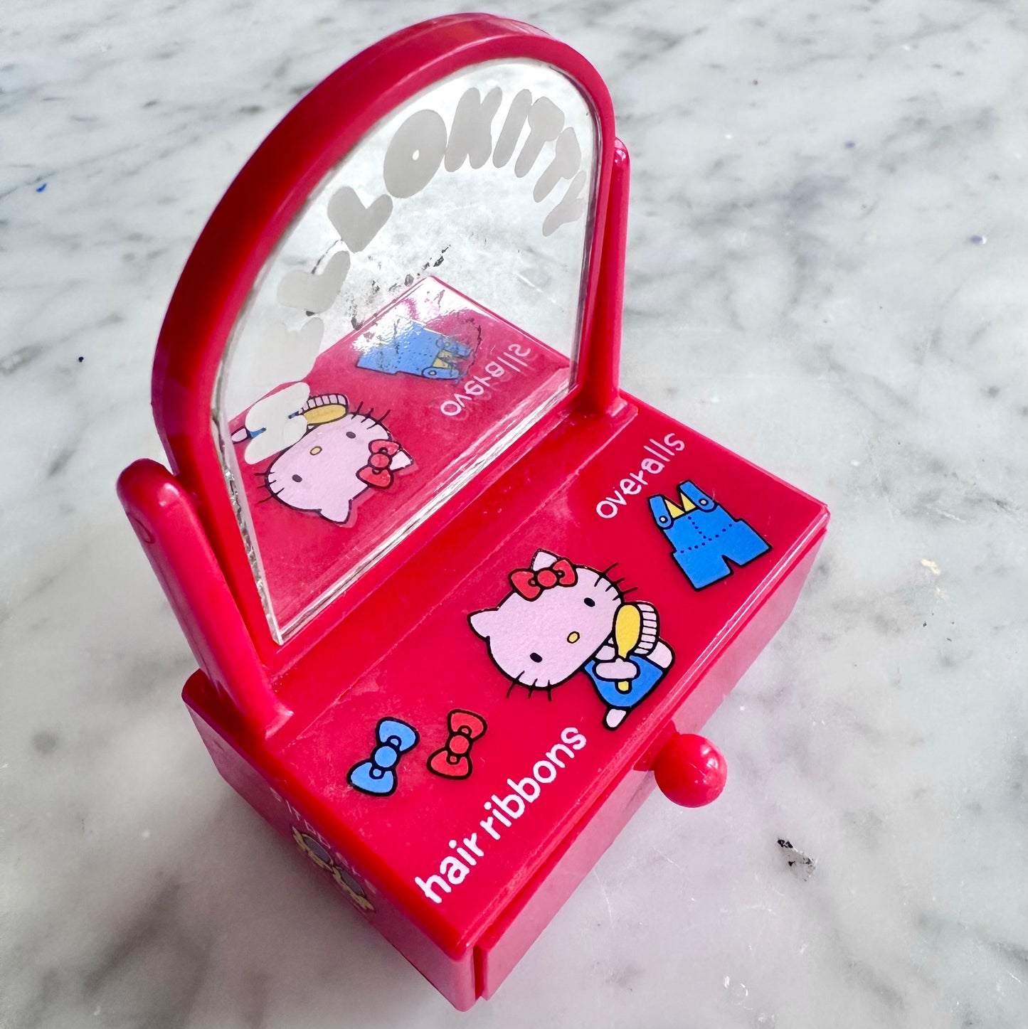 1978 Sanrio Hello Kitty Micro Vanity