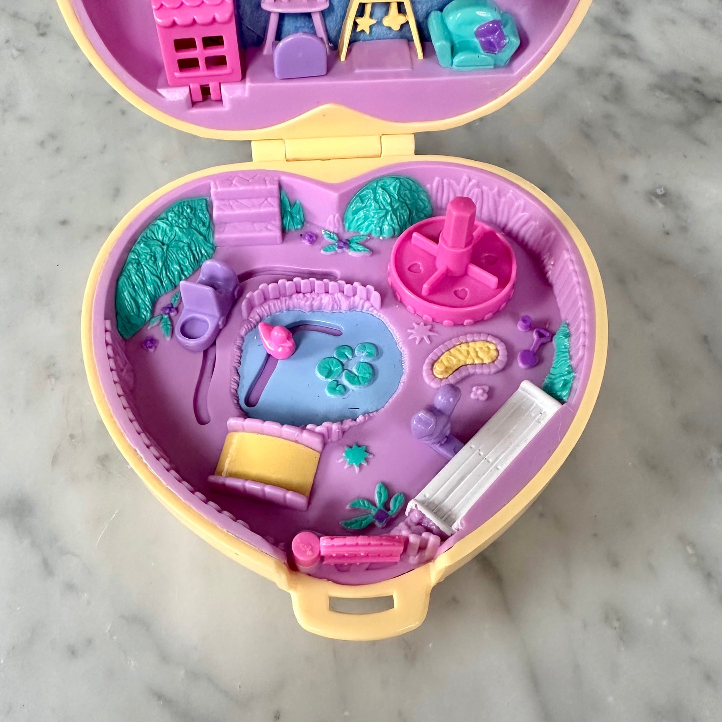 1994 Polly Pocket Strollin’ Baby Playtime Fun Playset