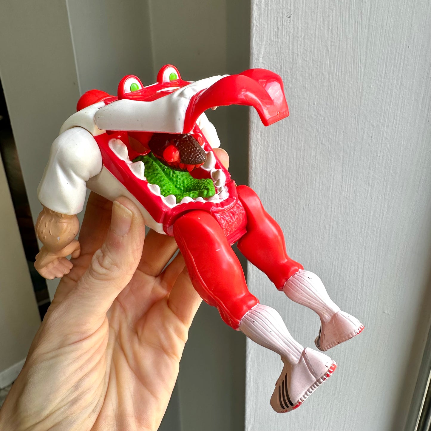1988 The Real Ghostbusters “Tombstone Tackle Ghost” Action Figure