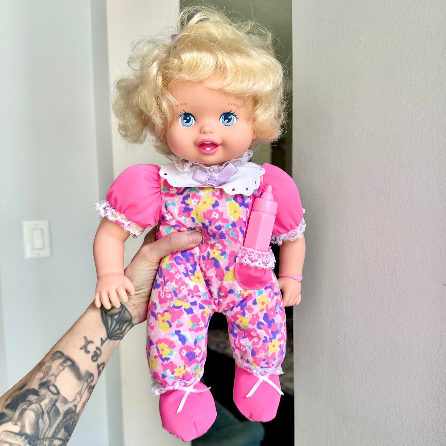 1993 Secret Talk Betsy Doll *READ