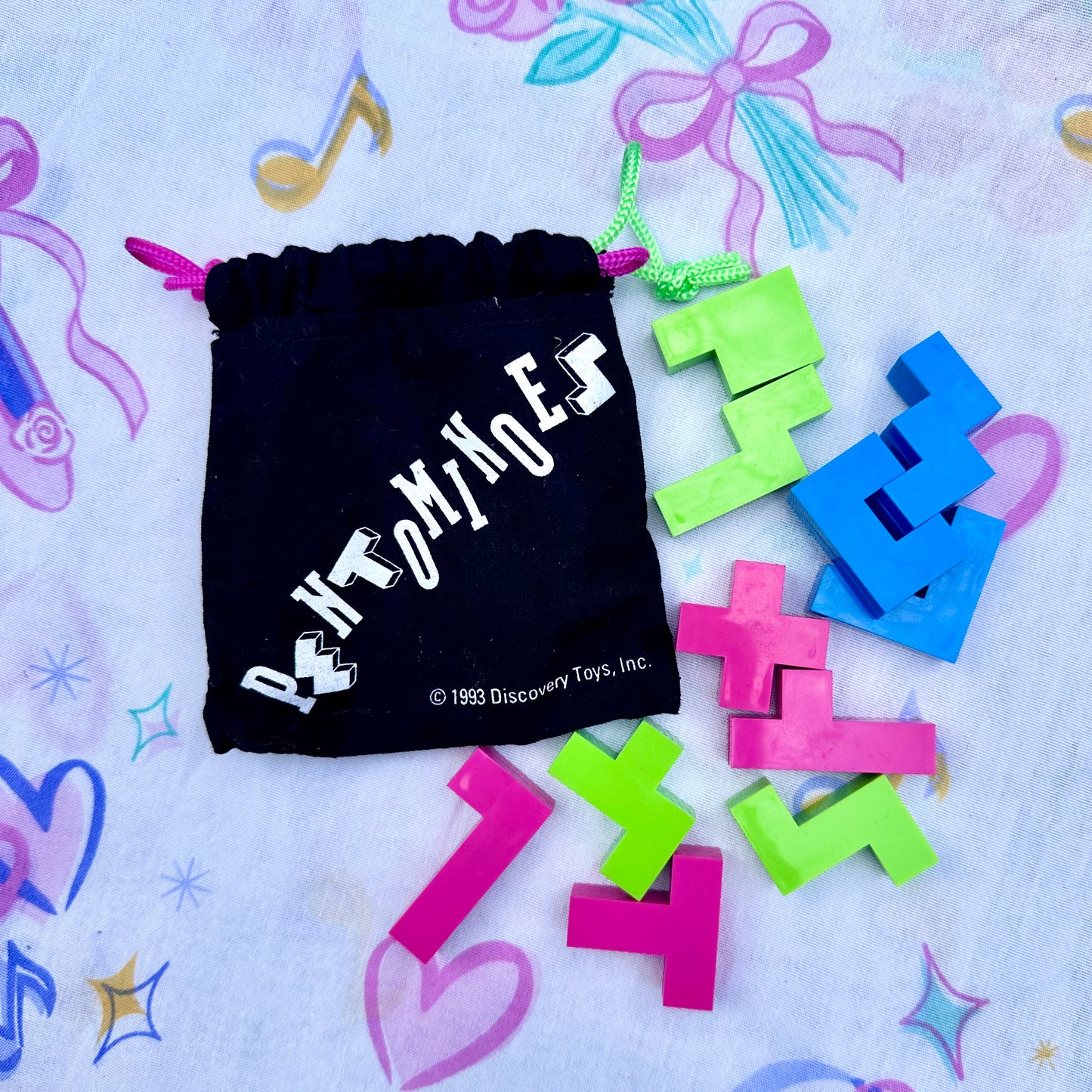1993 Pentominoes Puzzle Game