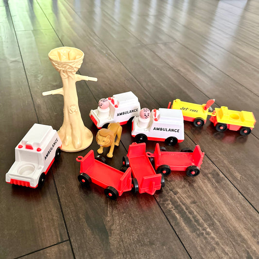 Vintage Fisher Price Little People Lot