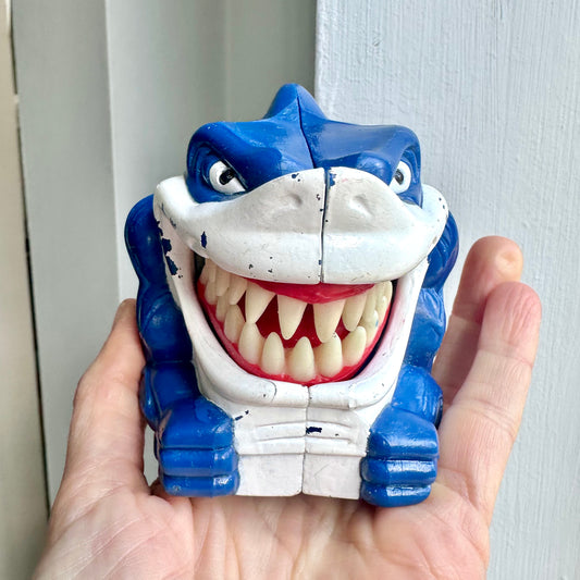 1995 Taco Bell Street Sharks Ripster Toy