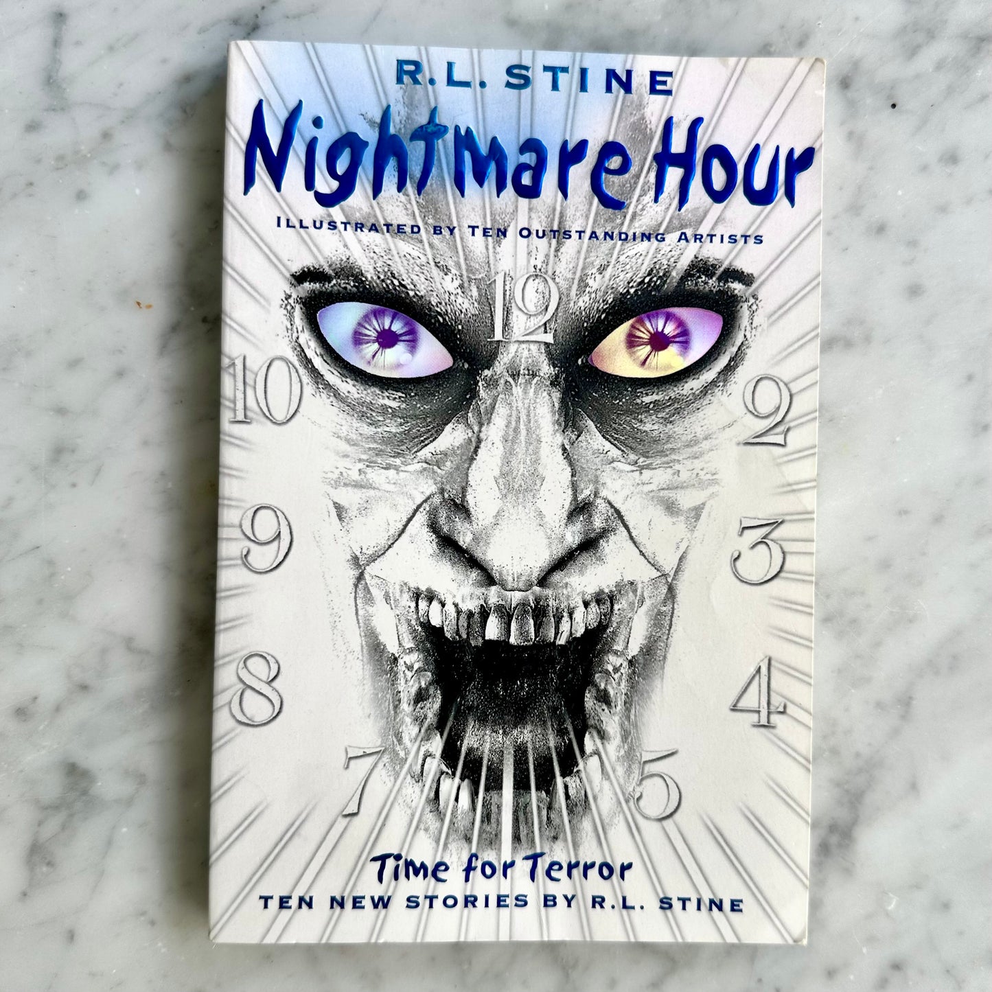 2001 R.L. Stine “Nightmare Hour” Book