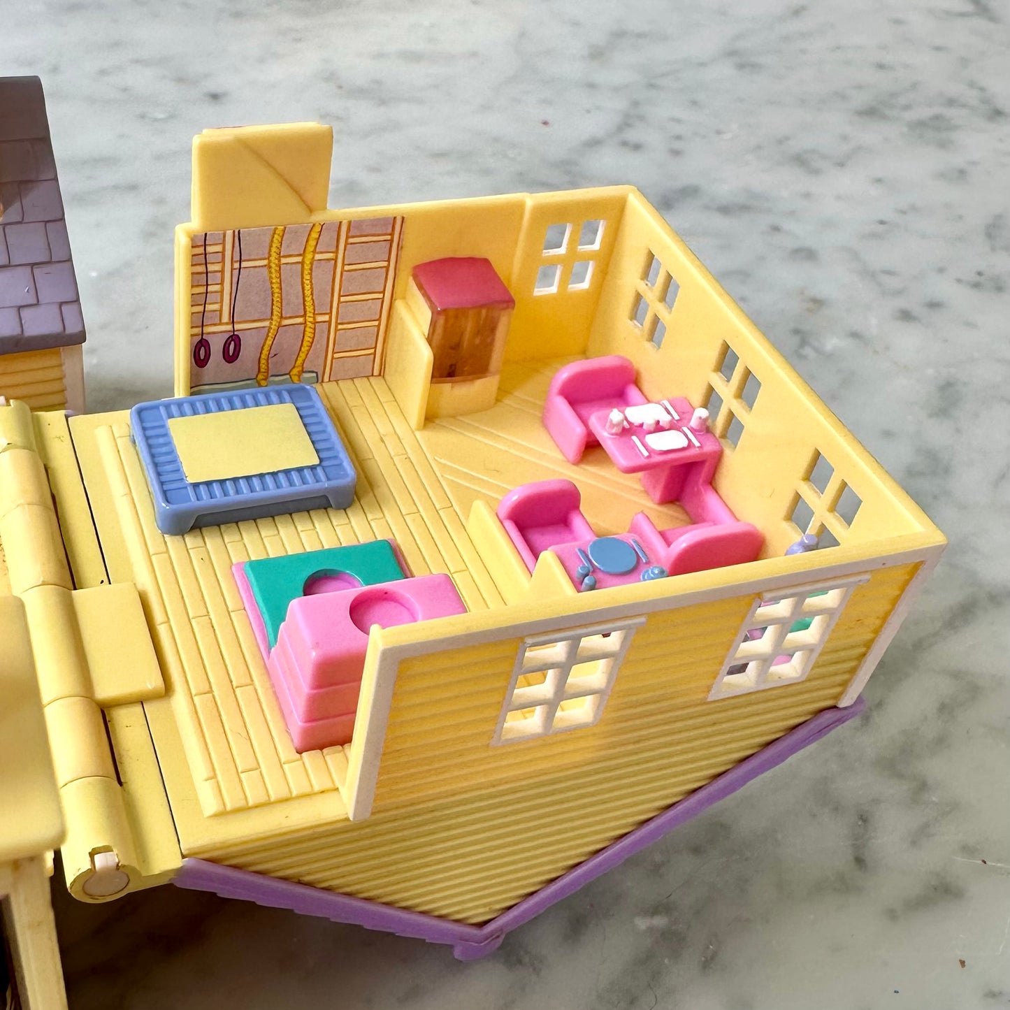 1993 Polly Pocket Schoolhouse