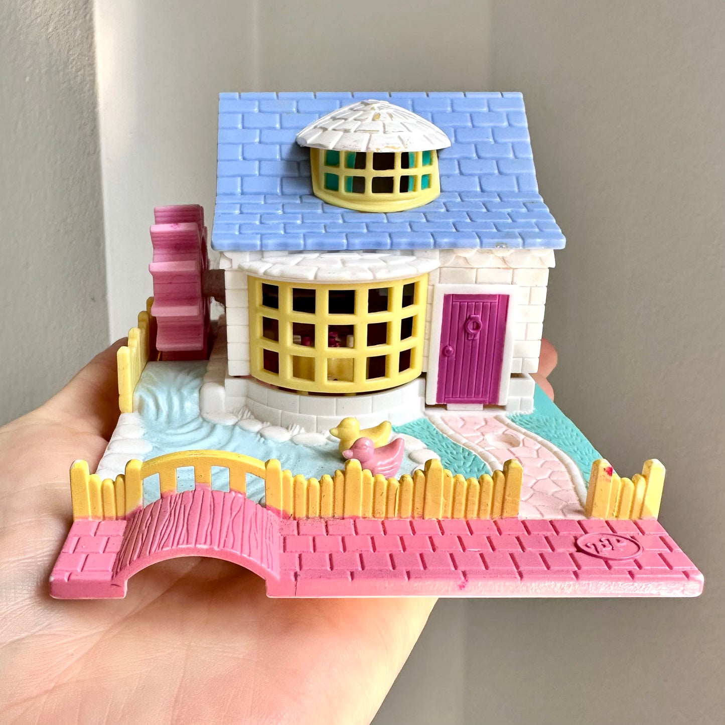 1994 Polly Pocket “Grandma’s Cottage” Playset