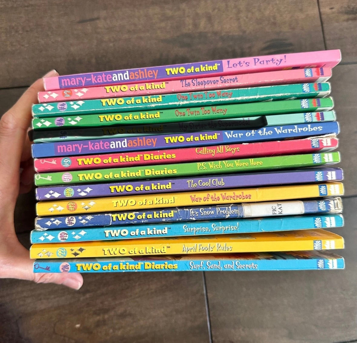 Mary Kate & Ashley Book Lot