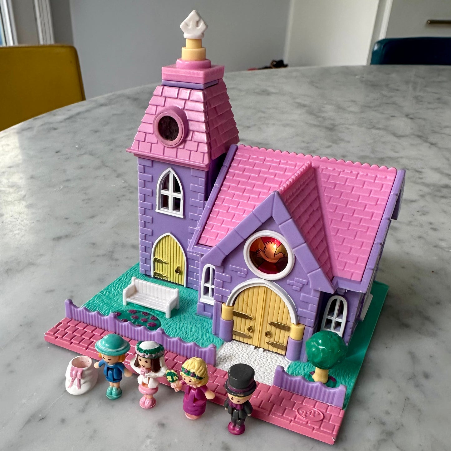 1993 Polly Pocket Wedding Chapel