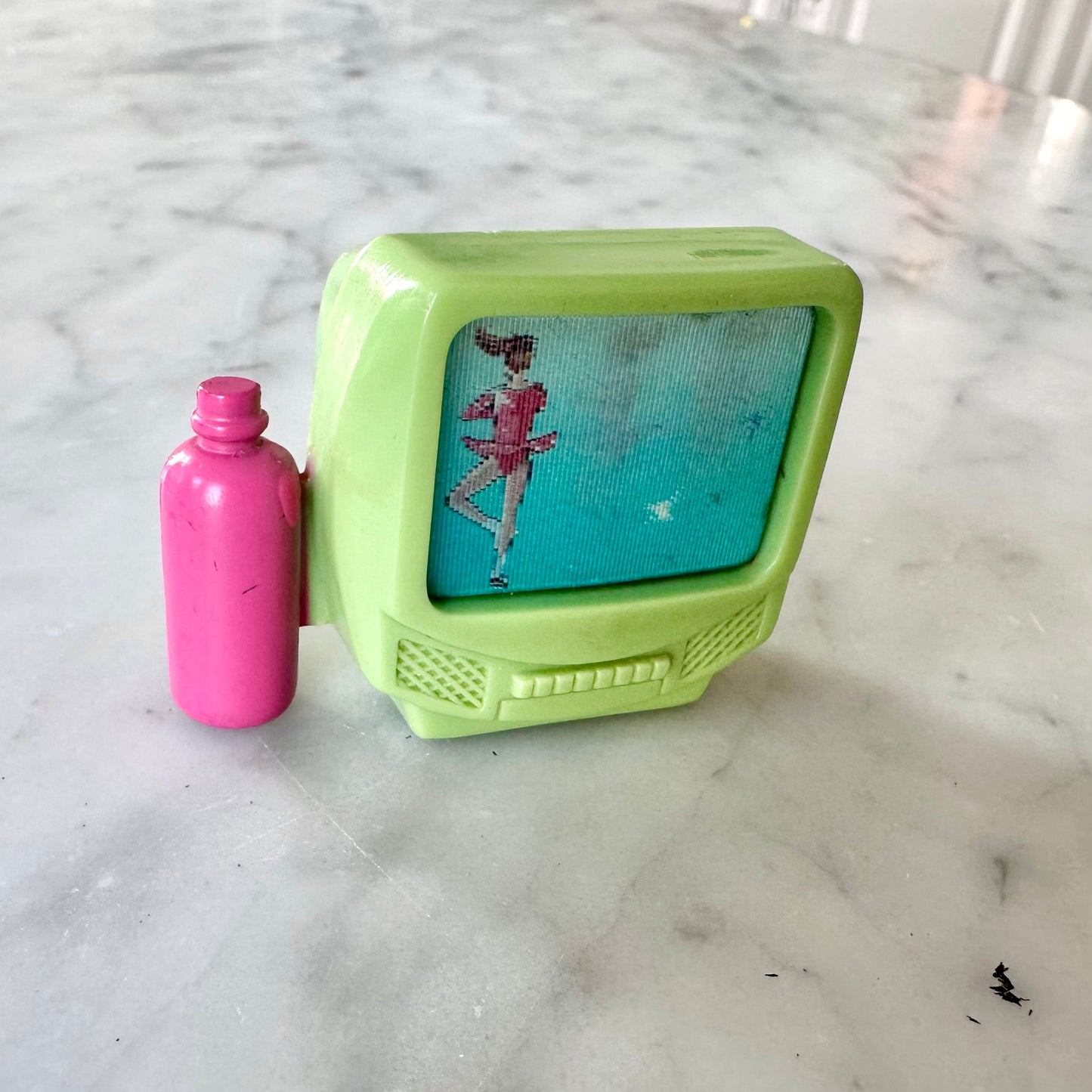 1994 Loving Family Lenticular Dollhouse TV