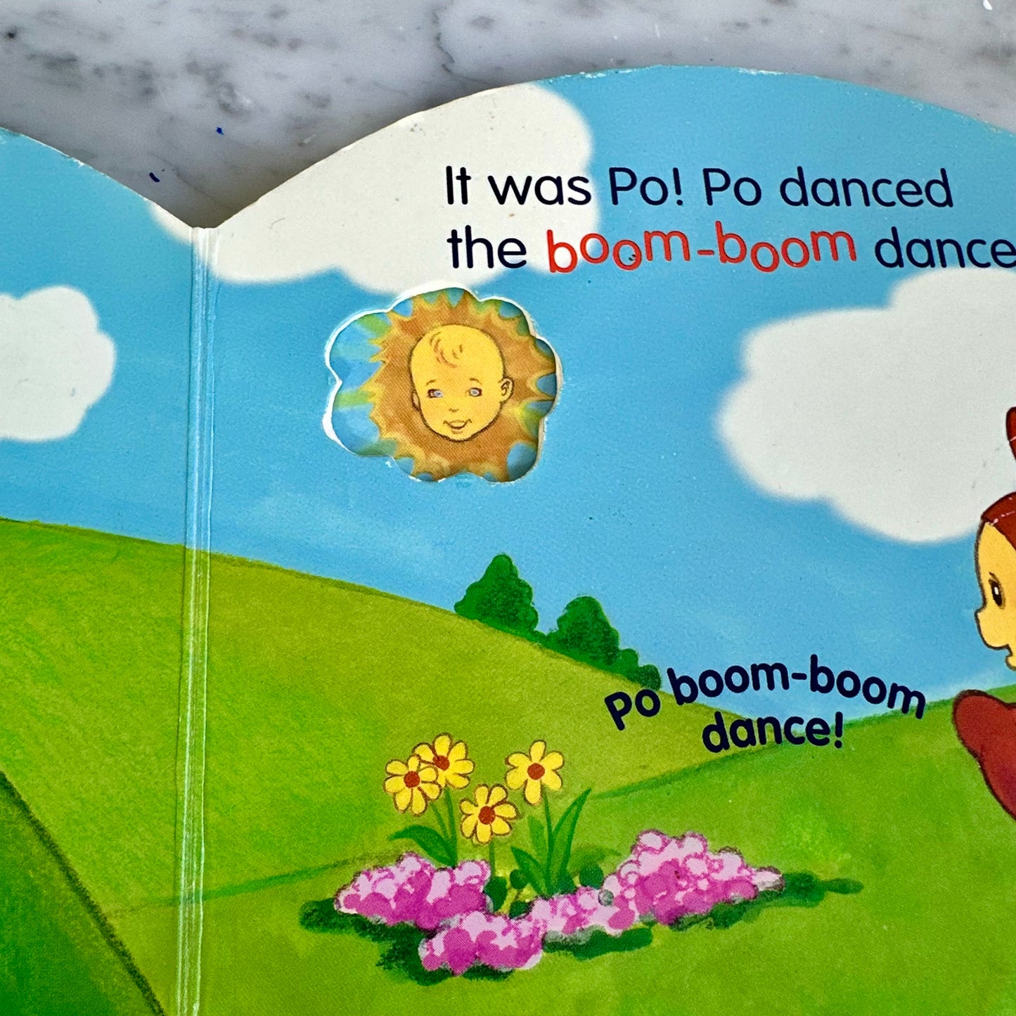 1999 Teletubbies “The Boom Boom Dance” A Peek-a-Boo Book