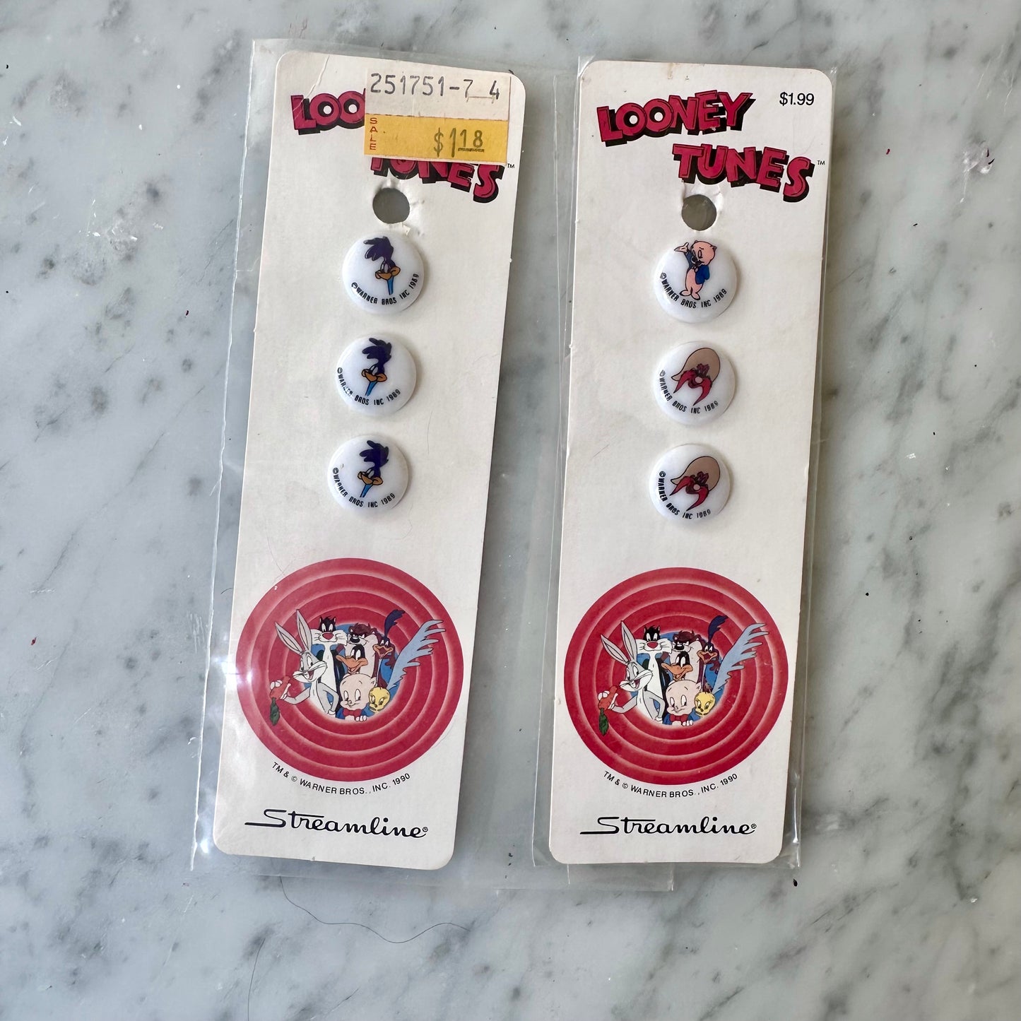 1989 Looney Tunes Buttons