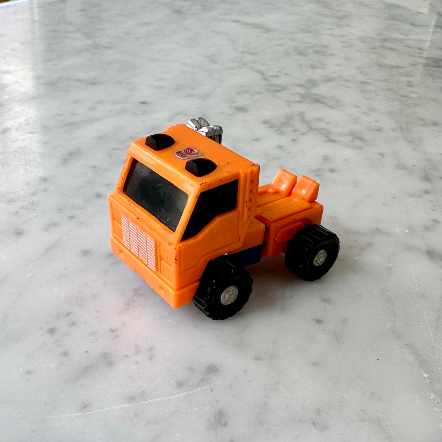 1984 G1 Huffer Transformer