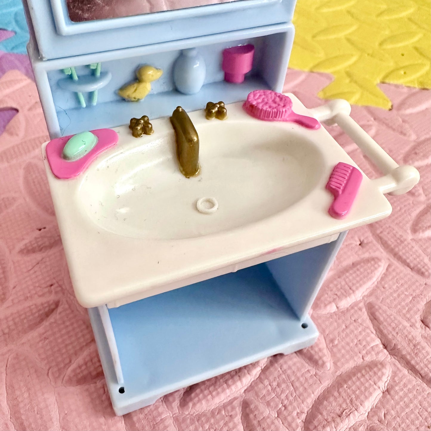 2002 Loving Family Bathroom Sink