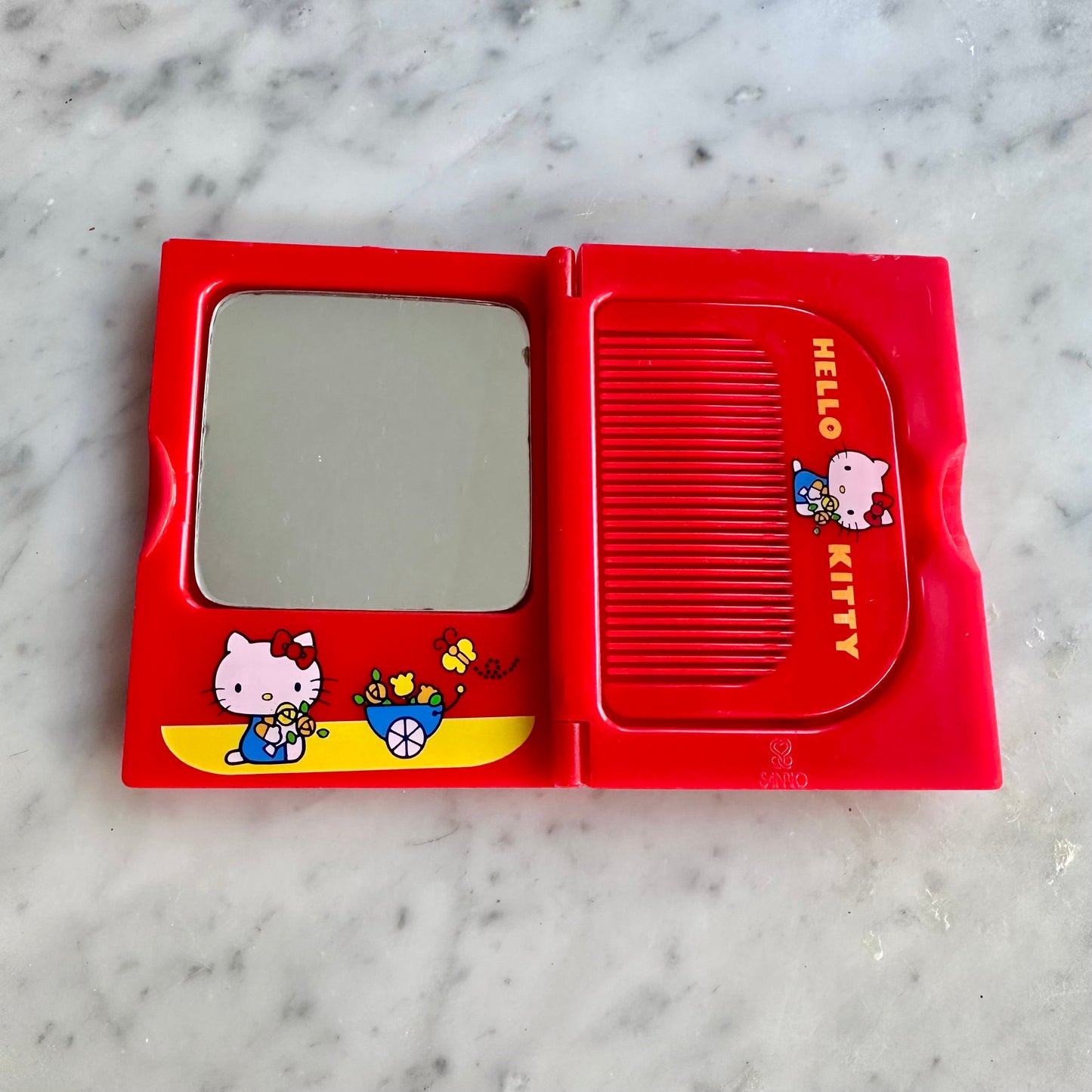 1980 Sanrio Hello Kitty Comb and Mirror Compact