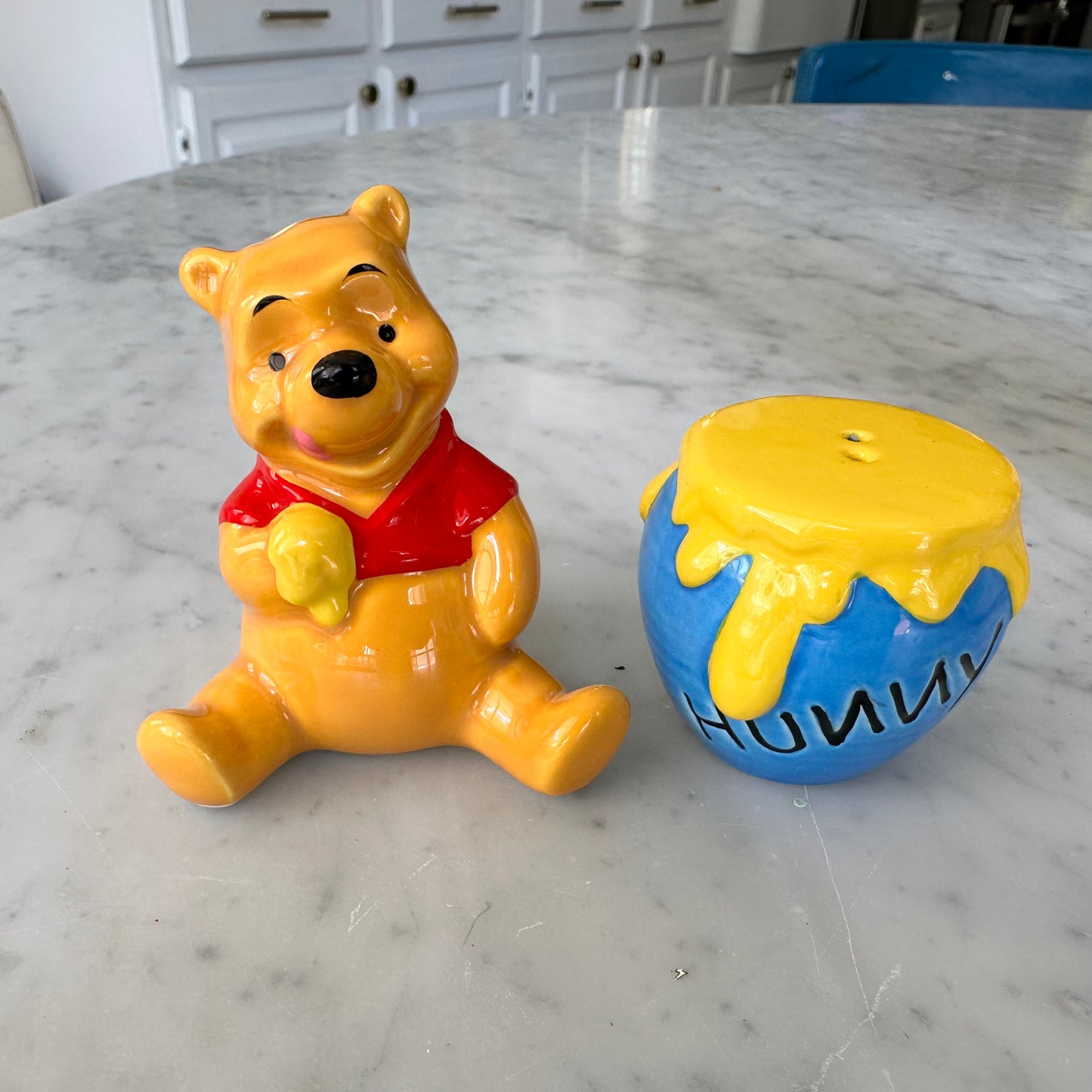 90’s Pooh and Hunny Pot Salt & Pepper Shakers