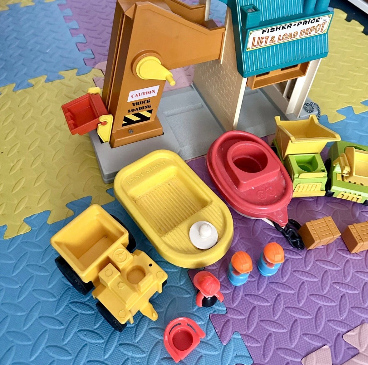 Vintage Fisher Price Lift & Load Depot