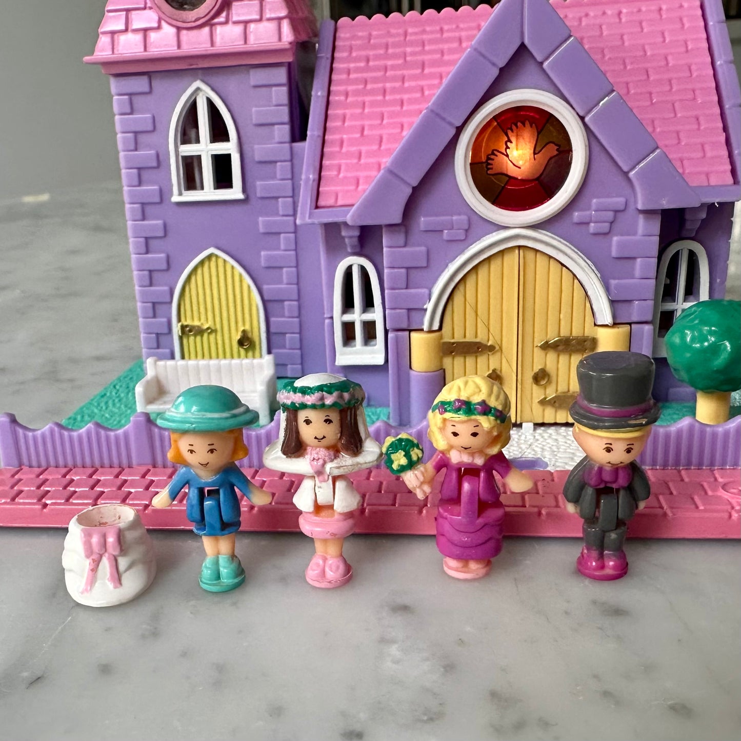 1993 Polly Pocket Wedding Chapel