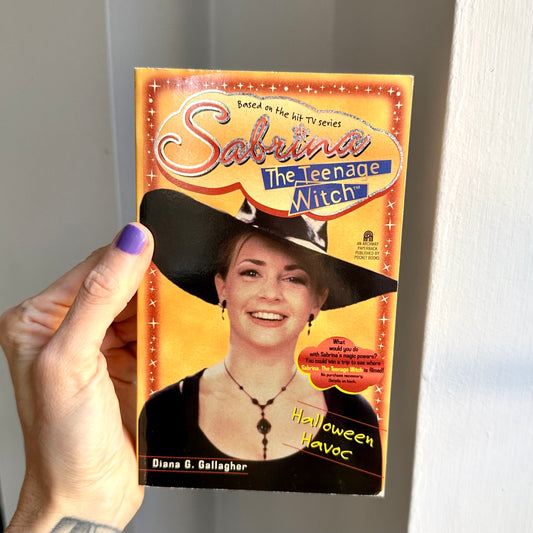 1997 Sabrina The Teenage Witch “Halloween Havoc” Book