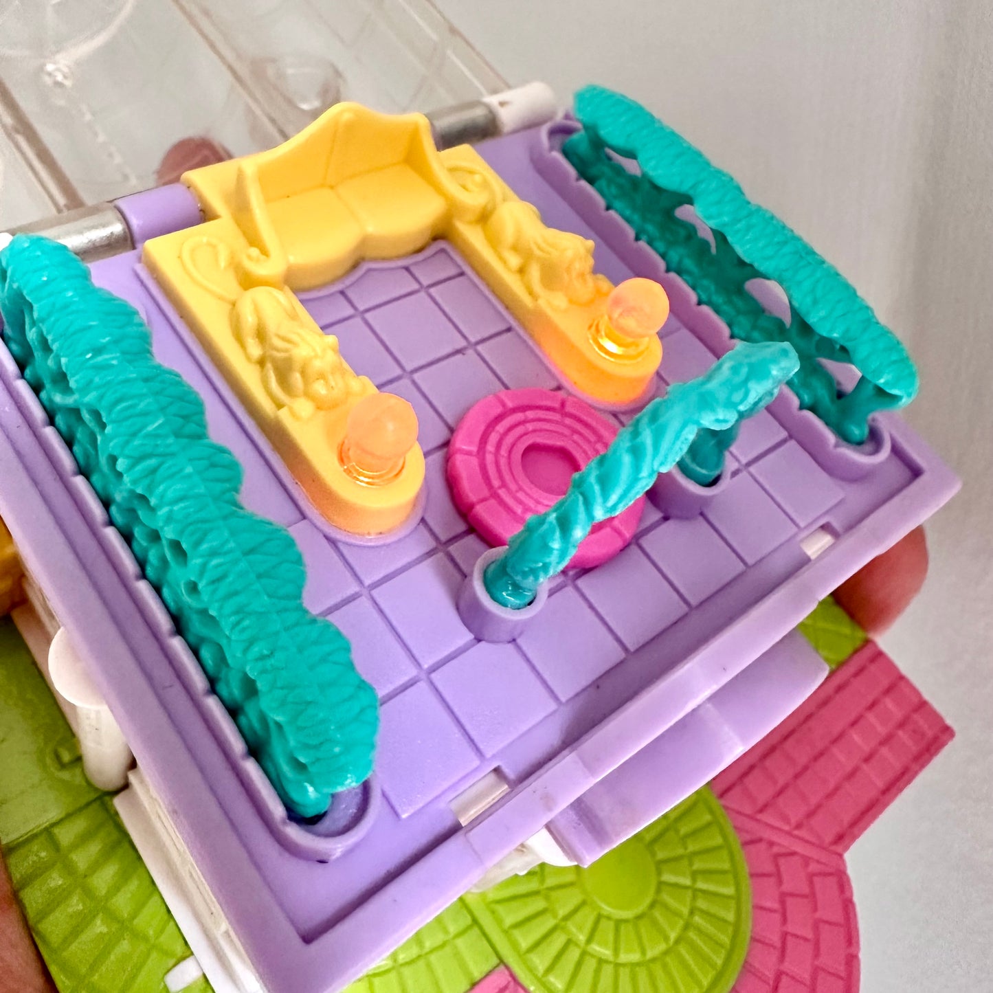 1994 Polly Pocket Light Up Bridal Salon Playset