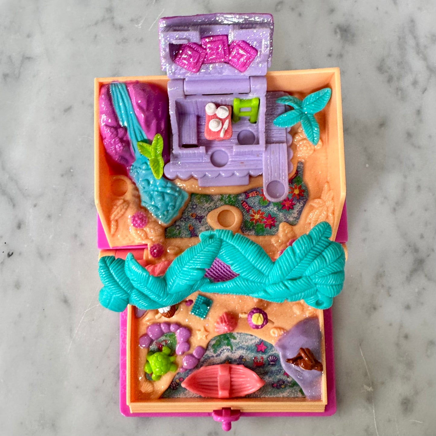 1995 Polly Pocket Tropical Paradise Enchanted Storybook 100% Complete