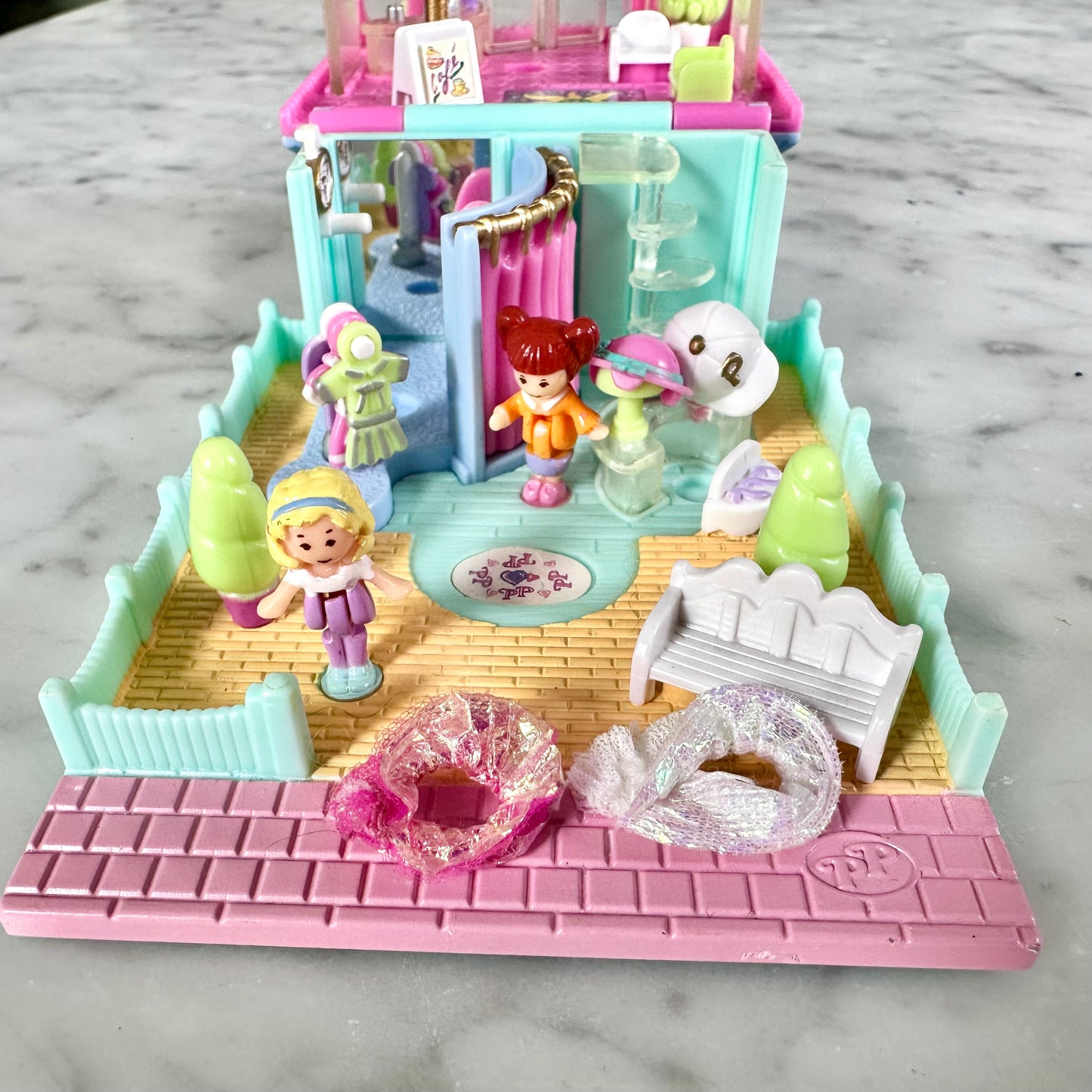 1995 Polly Pocket Dress Shop 100% Complete