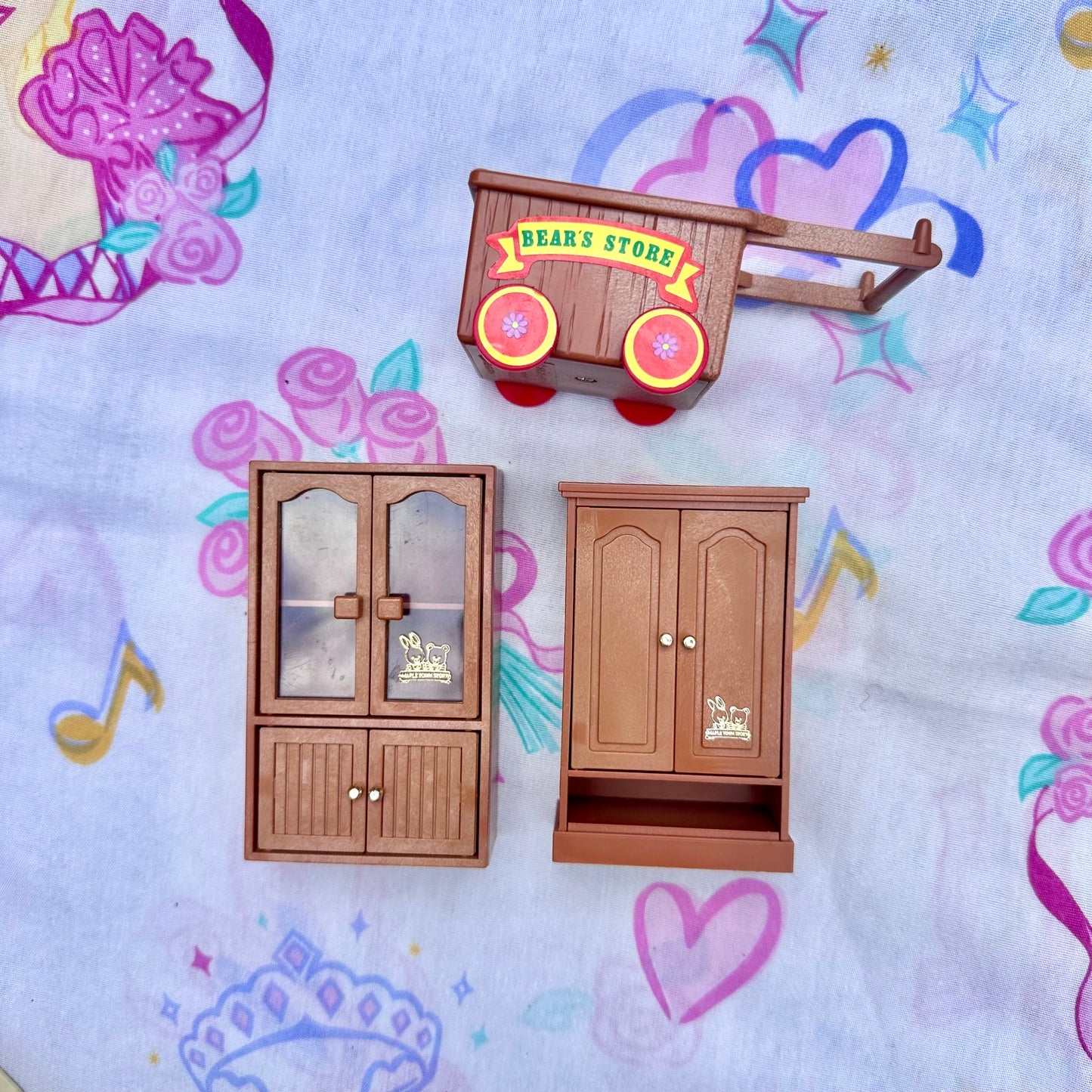 1986 Maple Town Story Furniture Lot