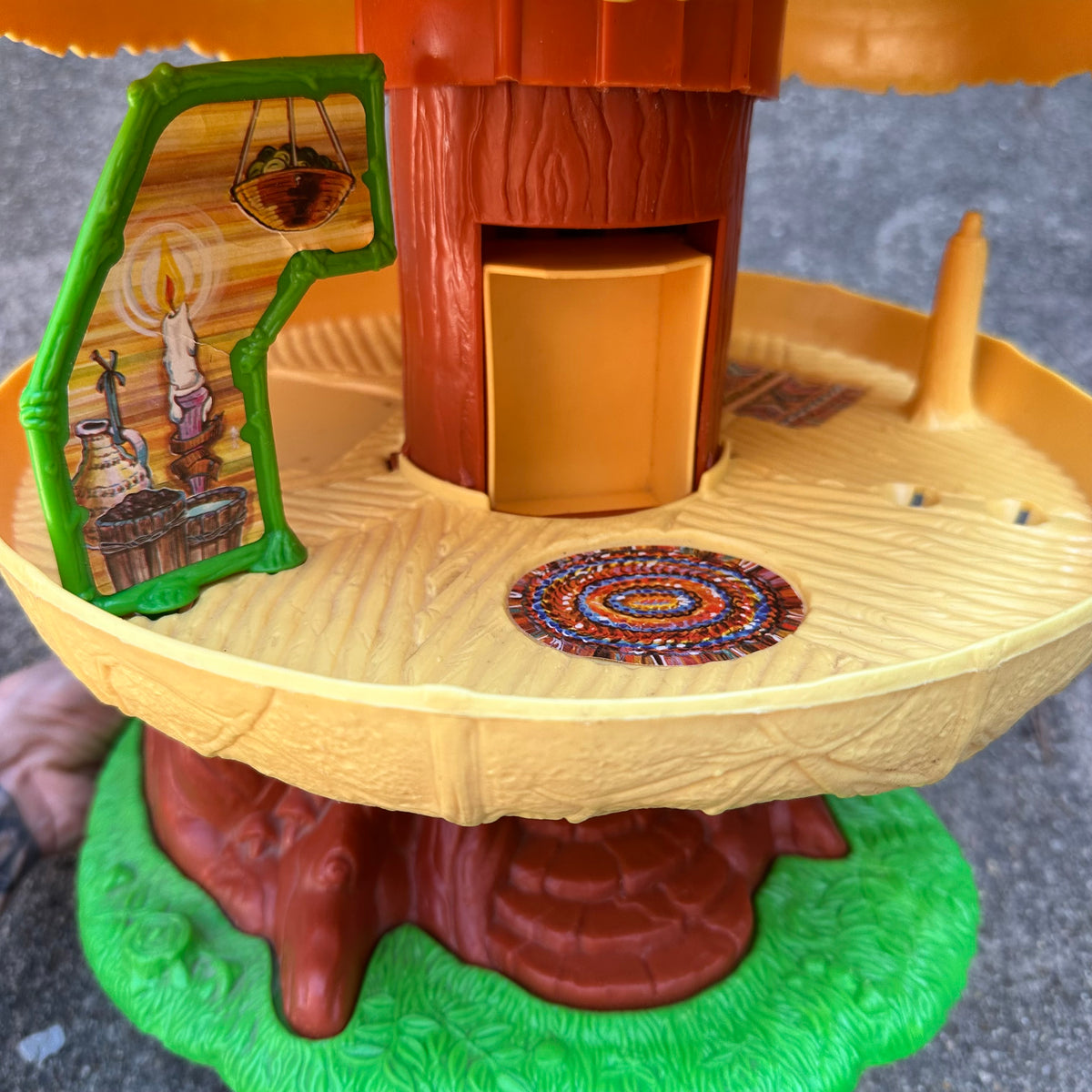 1984 Wicket Ewok Family Hut