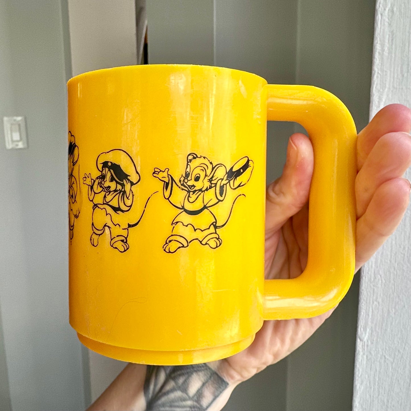 1986 An American Tail Cup
