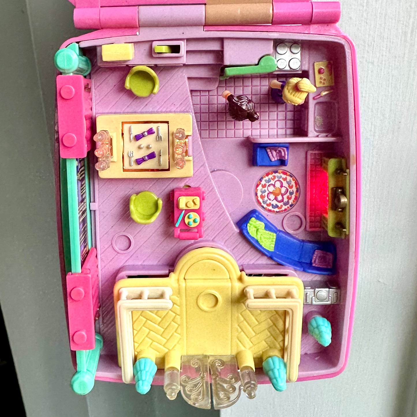 1994 Polly Pocket Starbright Dinner Party Playset