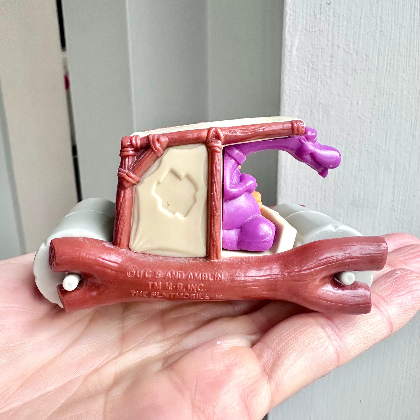 1994 The Flintstones Candy Toy