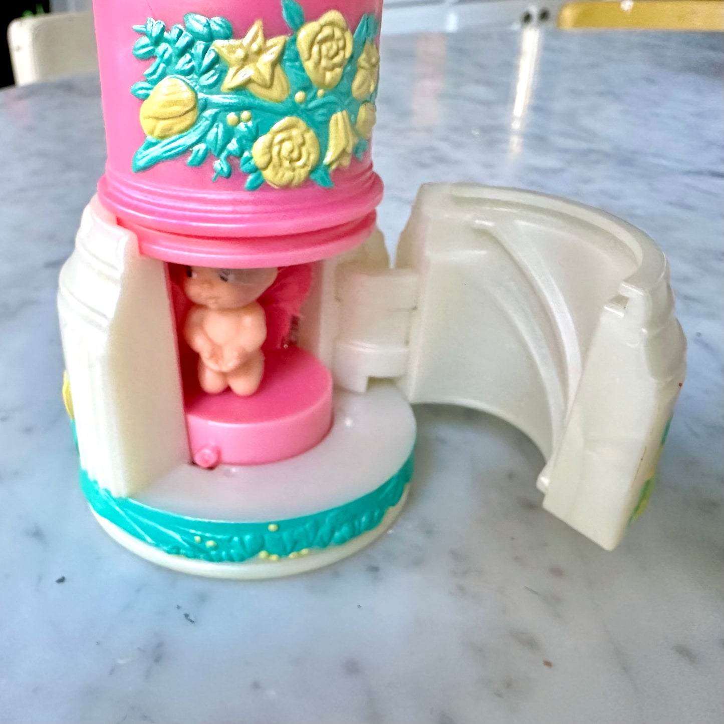 1993 FairyWinkles Peek-In Perfume Bottle with Dolls