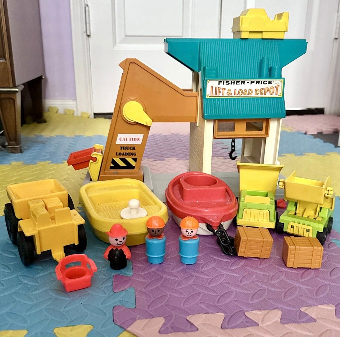 Vintage Fisher Price Lift & Load Depot