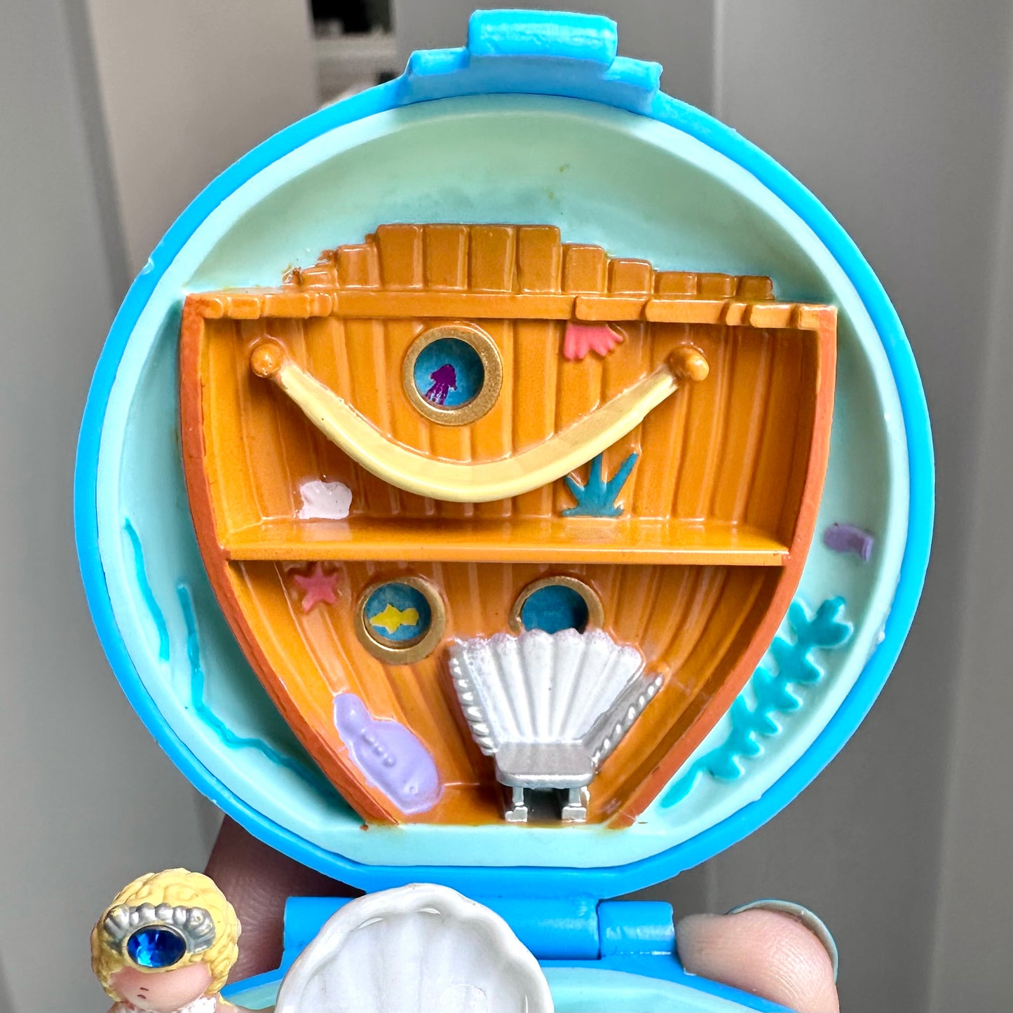 1992 Vintage Polly Pocket Jeweled Sea