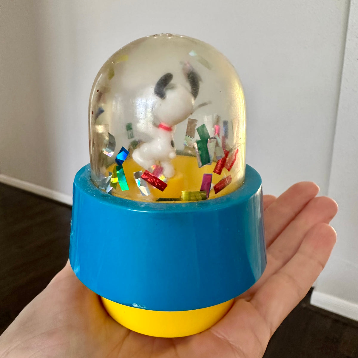Vintage Peanuts 50th Celebration Manual Confetti Globe
