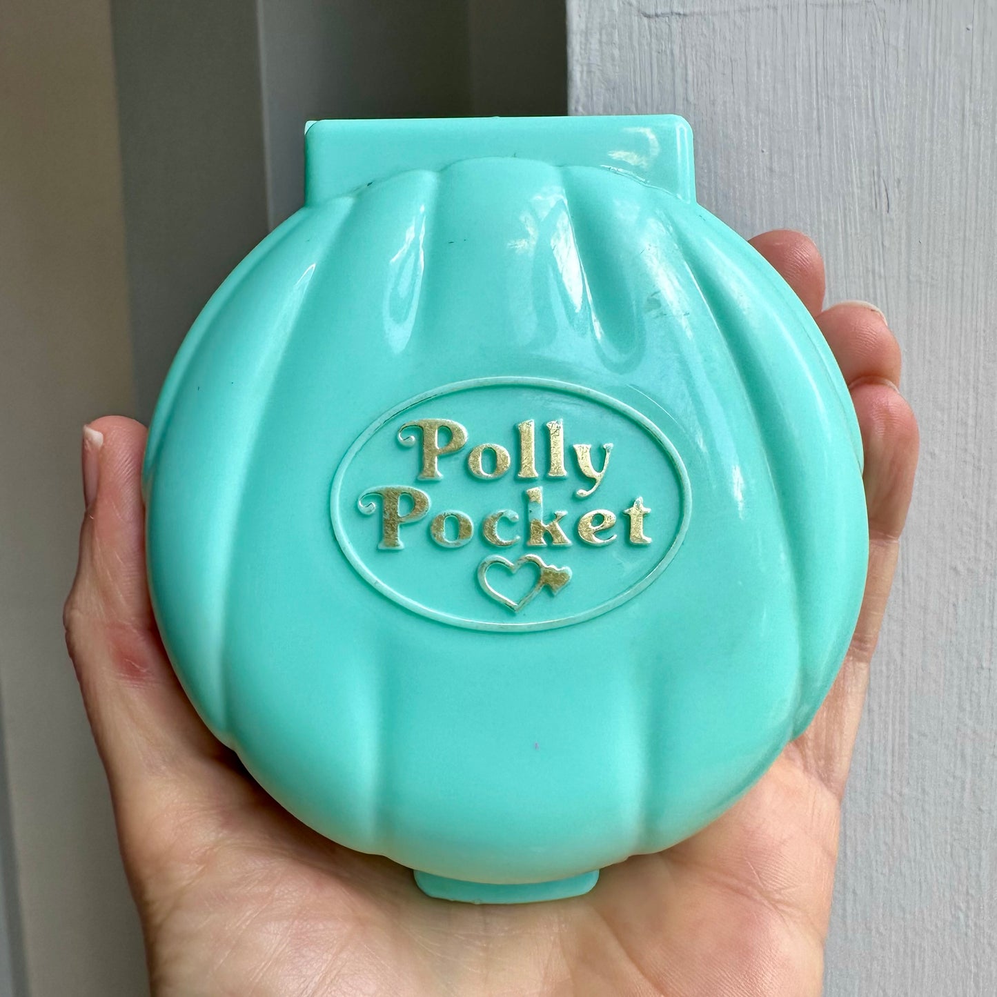 1989 Polly Pocket Polly’s Beach House Compact