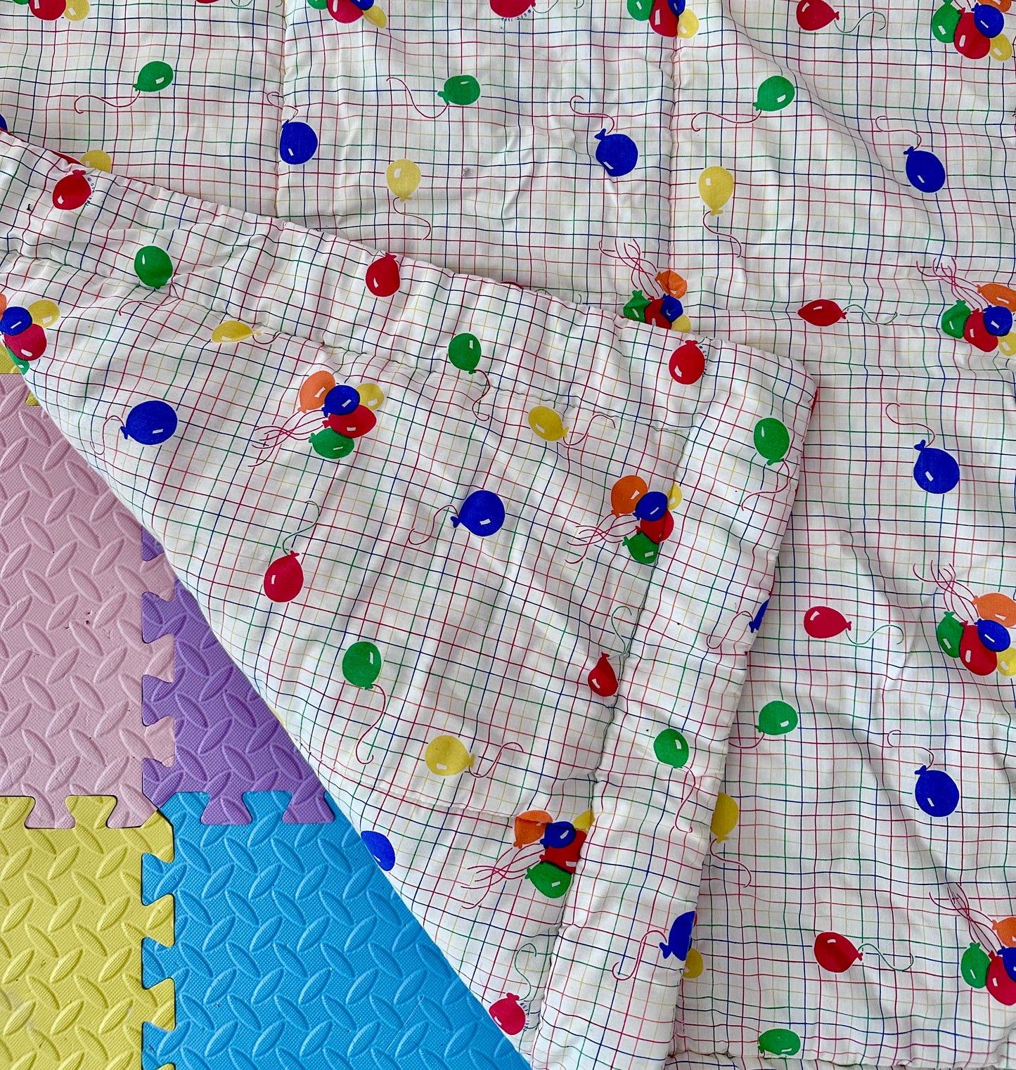 1980’s Balloon Nursery Comforter