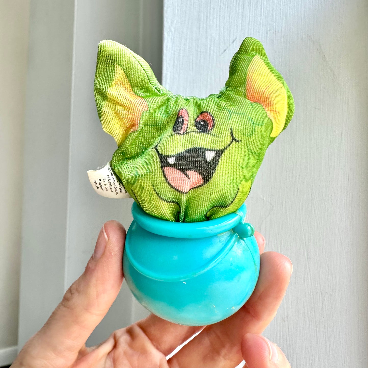 1989 Smooshes “Monster In Cauldron Toy