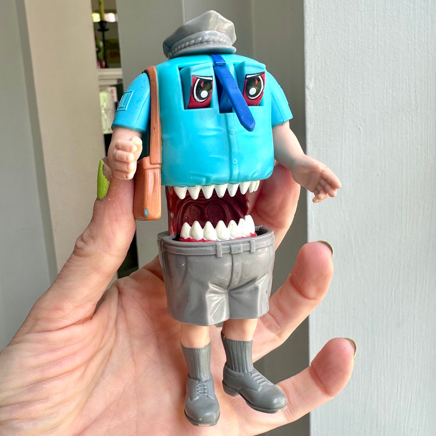 1988 The Real Ghostbusters Haunted Humans Mail Fraud Action Figure