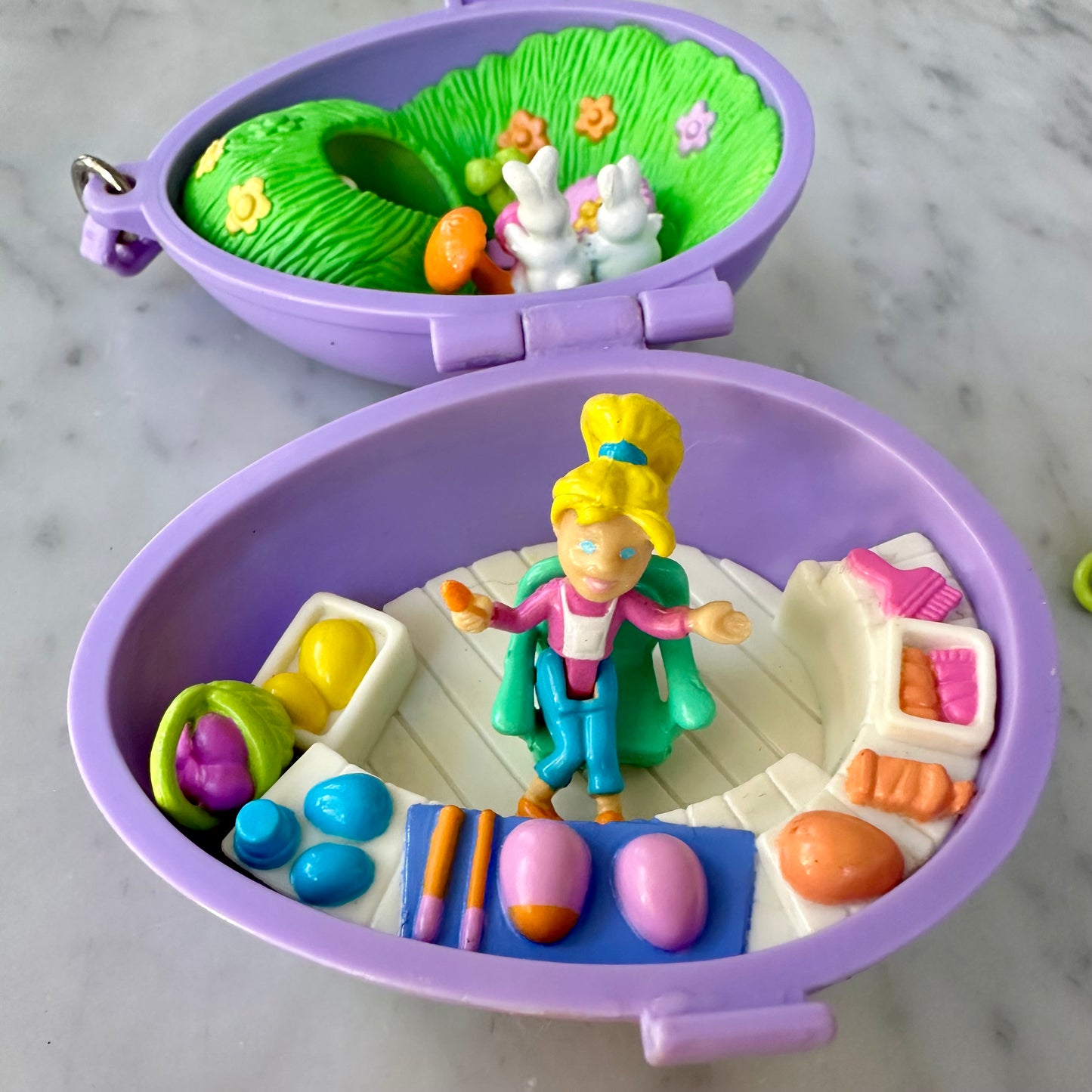 2001 Polly Pocket Lavender Easter Egg