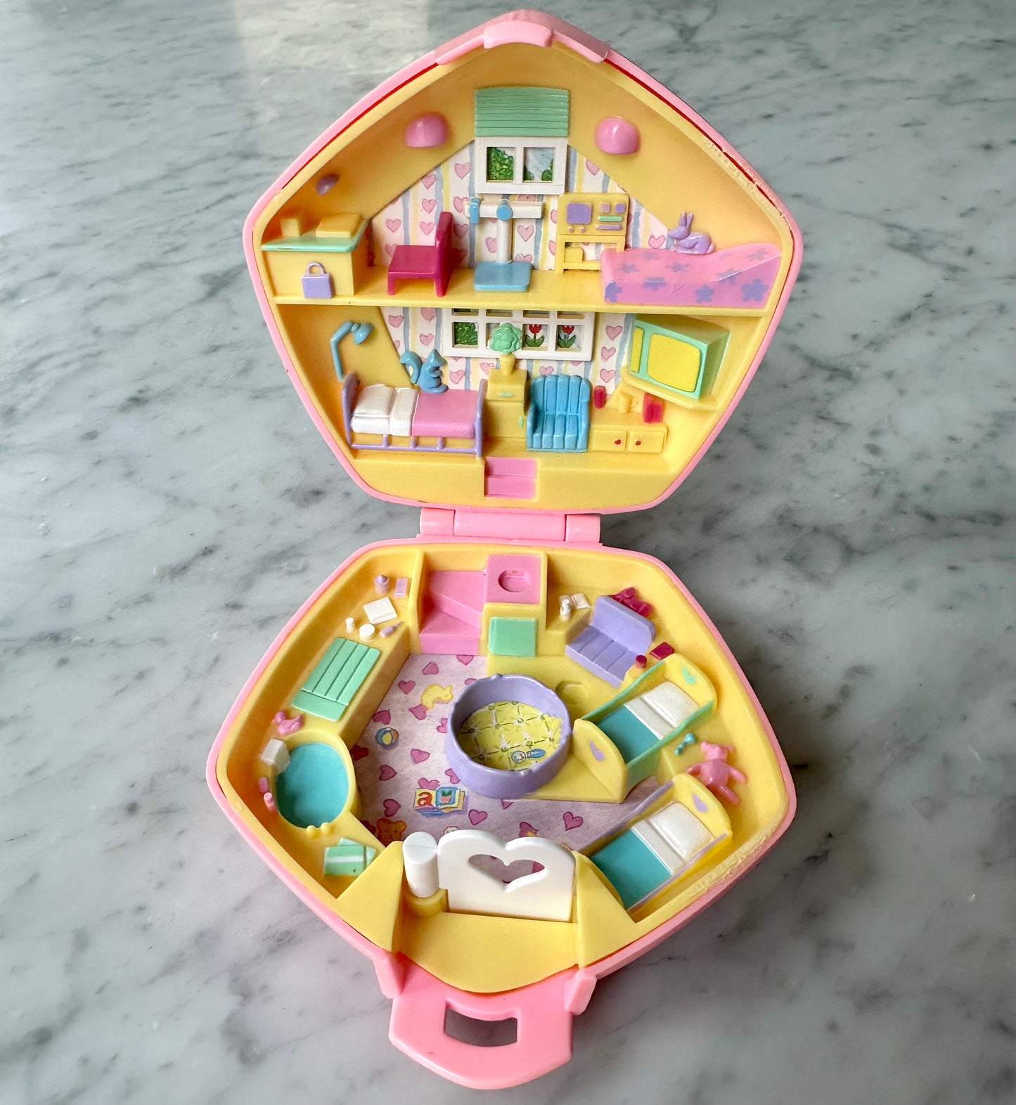 1992 Polly Pocket Polly In The Nursery 100% Complete